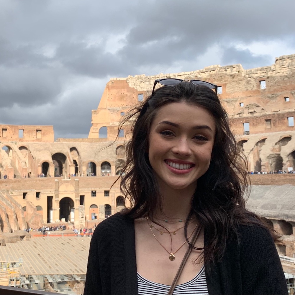 Meet your Posher, Halee